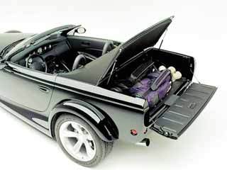 Illustration for article titled Speaking of V8 Prowlers...